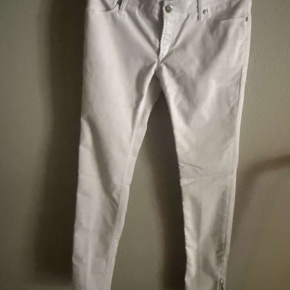 Women's Straight Leg Jeans - White